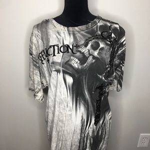 XL Affliction t shirt